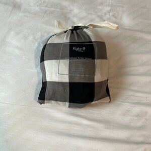 Kyte baby crib sheet